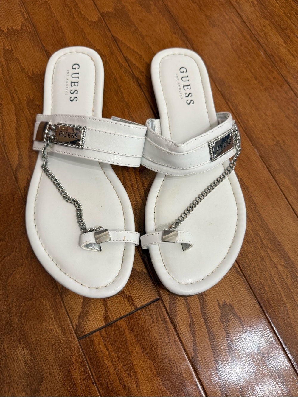 Guess sandle 8